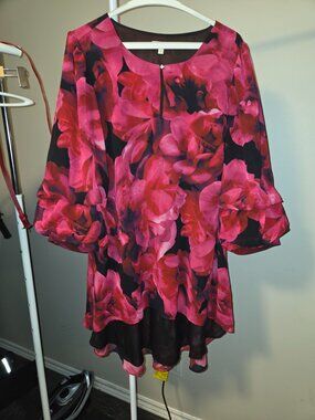 Laura Plus 2X Pink Floral Chiffon Tunic Top Ruffle Sleeves